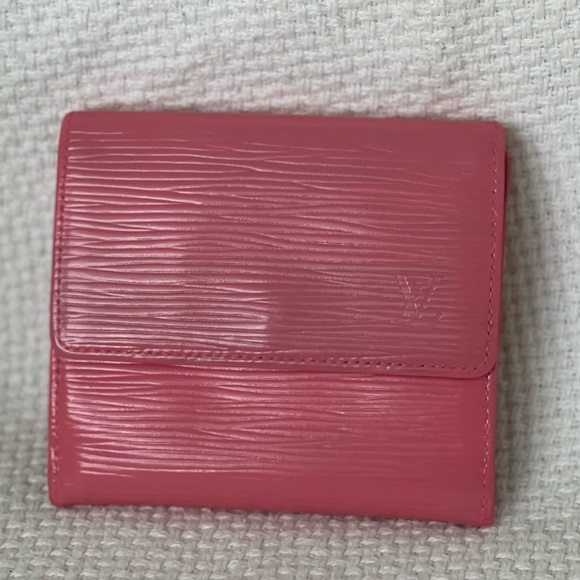 LOUIS VUITTON EPI ELISE COMPACT - Picture 11 of 11